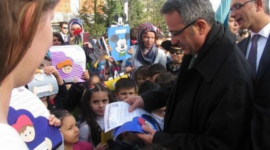 Gebzeli &Ouml;ğrenciler Karnelerini Başkan&rsquo;dan Aldı