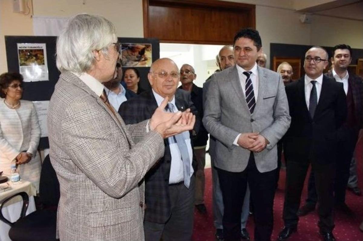 Ahşap Hat Sanatıyla Hayata Bağlandı