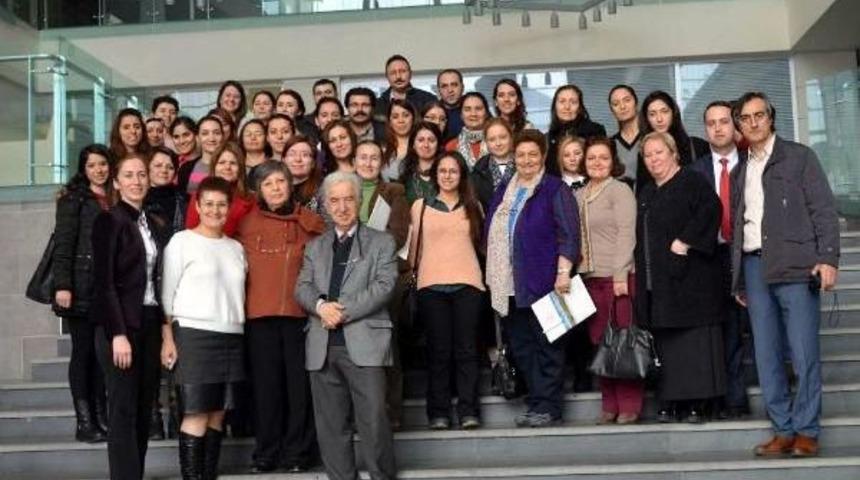 Hemşirelere, &lsquo;&Ouml;l&uuml;mle Y&uuml;zleşme&rsquo; Eğitimi Verildi
