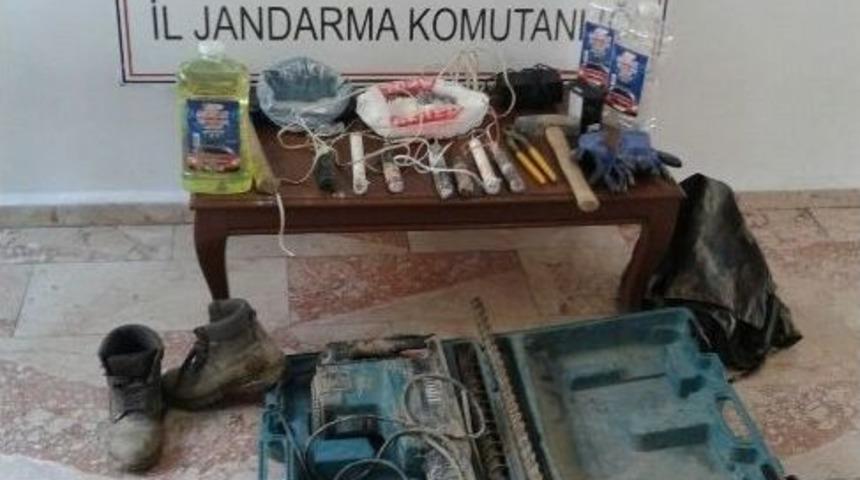 Bilecik&rsquo;te Ka&ccedil;ak Kazı Operasyonu