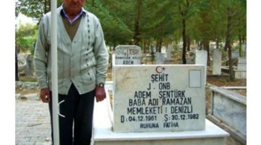 Şehit Oğlunun Mezarı Ziyaretten D&ouml;n&uuml;şte Kazada &Ouml;ld&uuml;