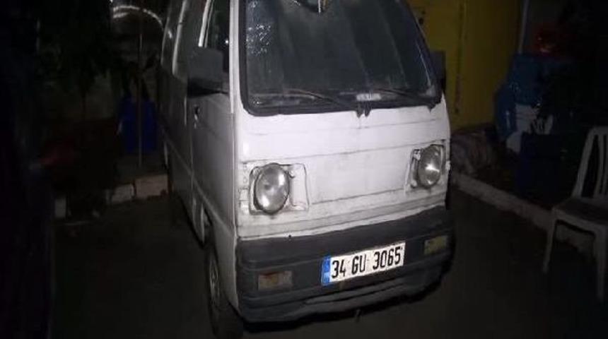- Minib&uuml;s&uuml; 'seyyar St&uuml;dyo' Yapmışlar