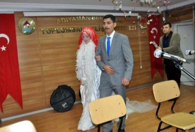 Savaştan Kaçan Suriyeli Çift, Tanıştıkları Adıyaman da Evlendiler 1