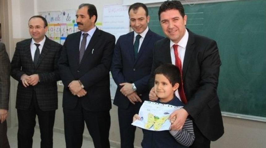 Erzincan Şeker İlkokulunda Karne Heyecanı