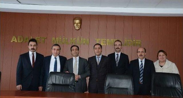 Erzurum Barosu’ndan Cumhuriyet Başsavcısı Ünal Bingül’e Hayırlı Olsun Ziyareti