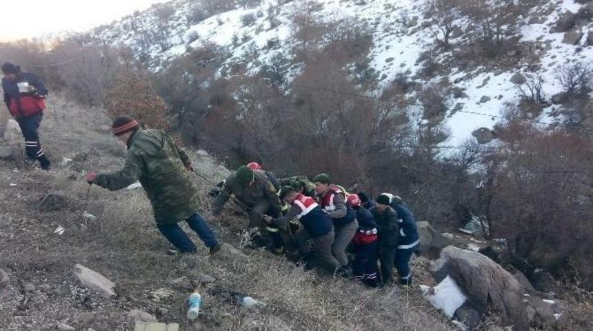 Seydişehir&rsquo; De Trafik Kazası: 1 &Ouml;l&uuml;, 2 Yaralı