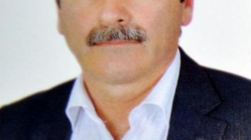 Okulda Karne G&uuml;n&uuml; &Ouml;len &Ouml;ğretmen Toprağa Verildi