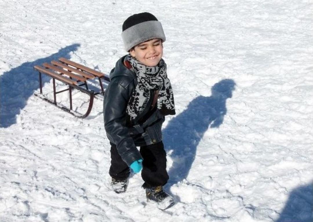 Tatil Başladı, Kayağa İlgi Arttı