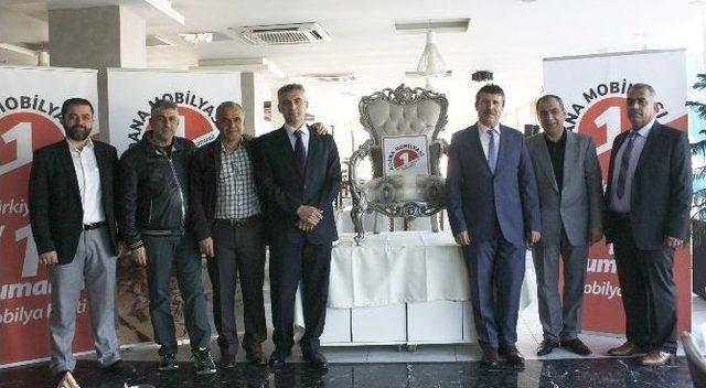 Adana Mobilyası İsmob&rsquo;da D&uuml;nyaya Tanıtılacak 1