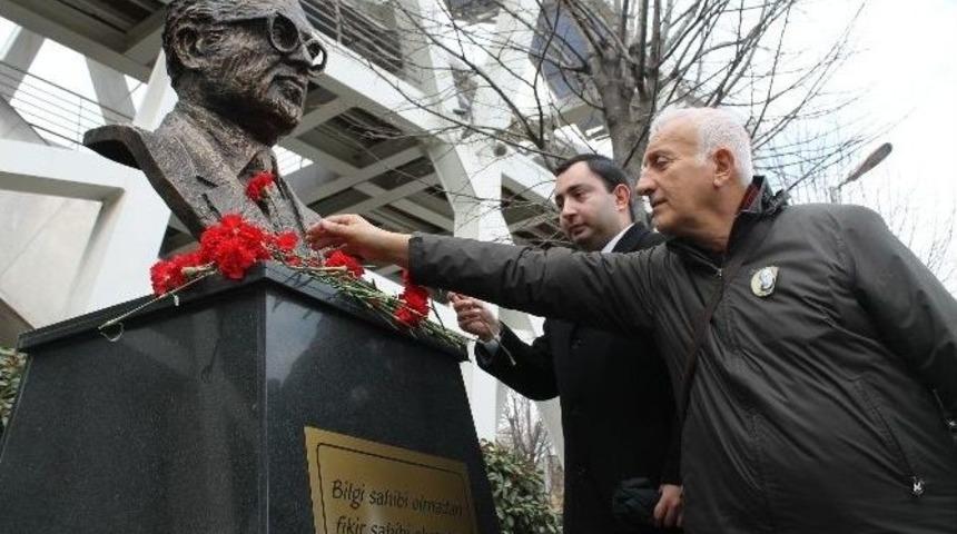 Kocaeli&rsquo;li Gazeteciler Uğur Mumcu&rsquo;yu Unutmadı