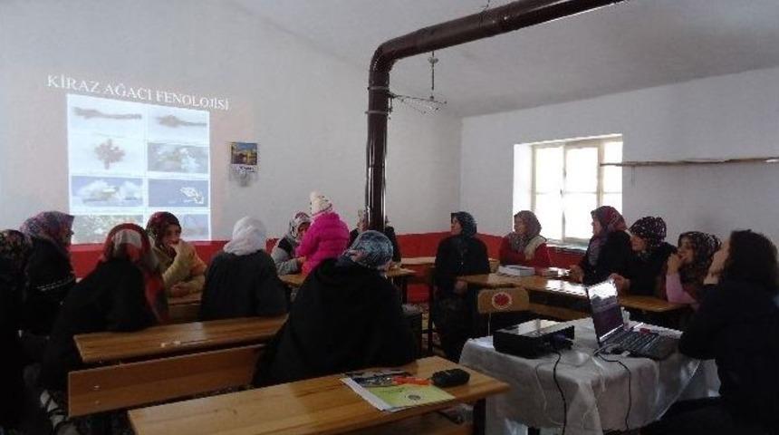 Bilecik&rsquo;in K&ouml;ylerinde Bayanlara Y&ouml;nelik Tarımsal Eğitimler Devam Ediyor