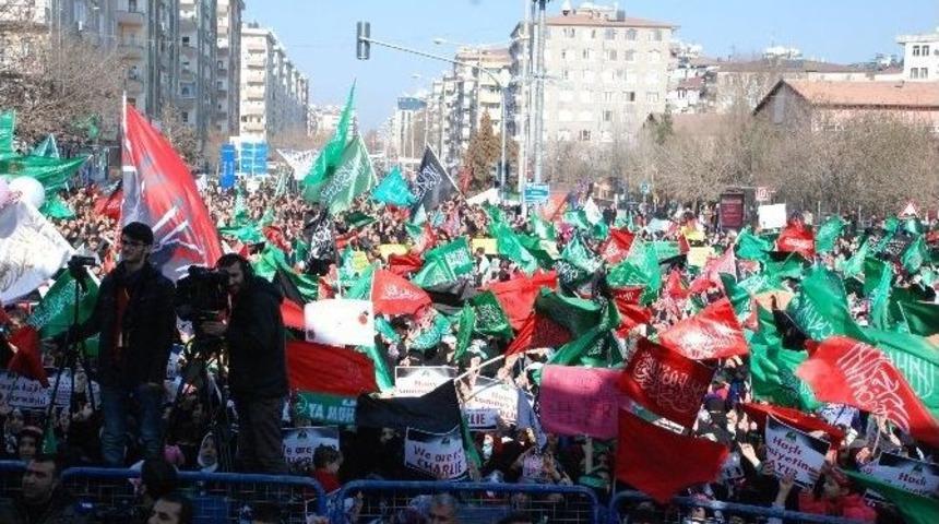 Diyarbakır&rsquo;da &rsquo;peygambere Saygı&rsquo; Mitingi