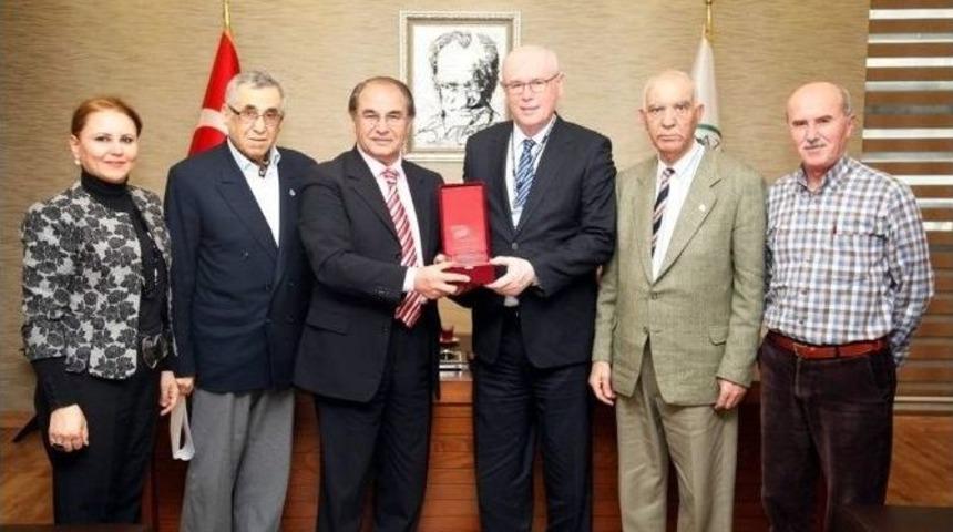 Parklara K&ouml;y Enstit&uuml;l&uuml; &Ouml;ğretmenlerin İsmi Verilecek