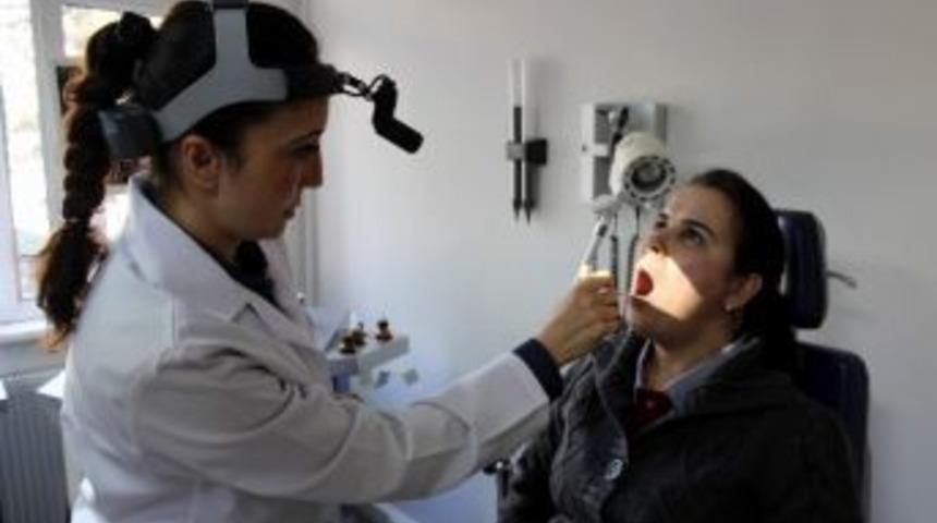 Ağız Kokusu Bir&ccedil;ok Hastalığın Belirtisi Olabilir