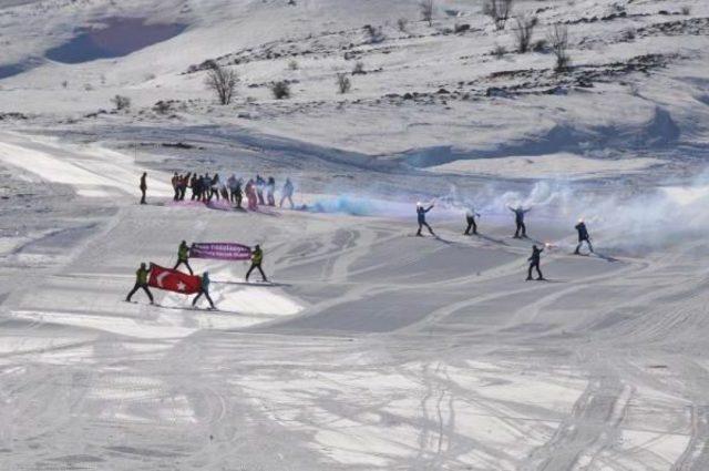 Bakan Yılmaz, Sivas'ta Kayak Merkezinin Açılışını Yaptı