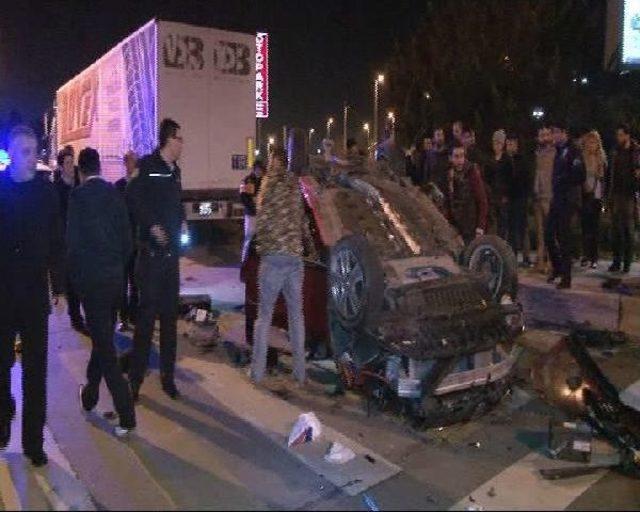 Kadıköy'de Feci Kaza: Bir Ölü, Bir Yaralı