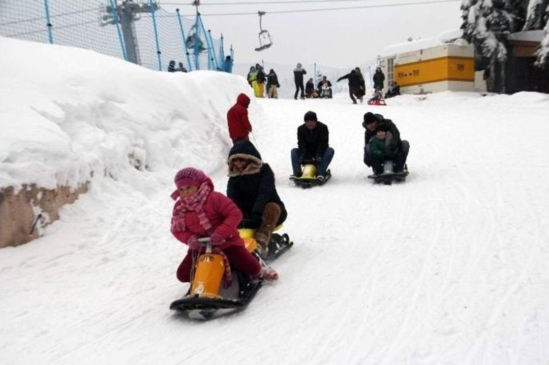 (&ouml;zel Haber) Karnesini Alan Kayak Yapmaya Koştu