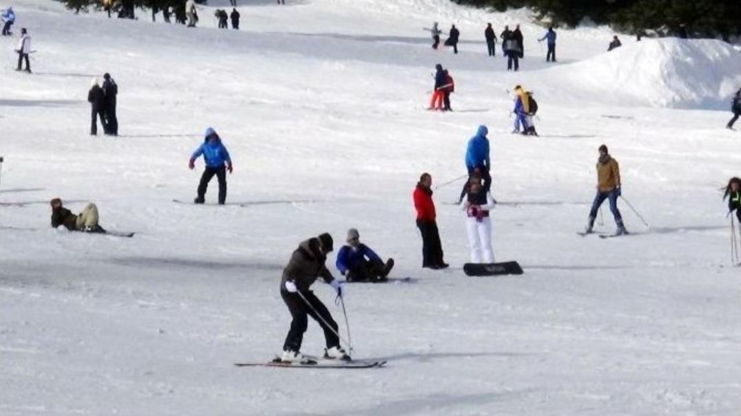 Uludağ&rsquo;da Amat&ouml;r Kayak&ccedil;ılar Sahnede