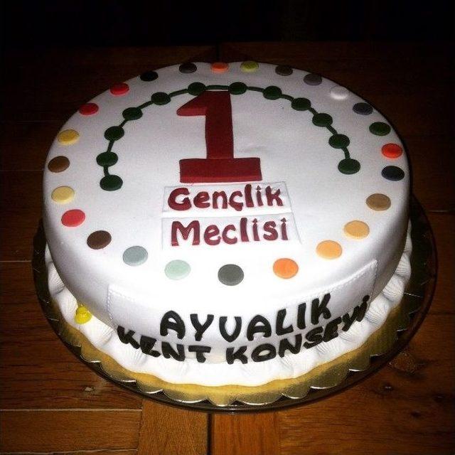 Ayvalık Gençlik Meclisi 1 Yaşında