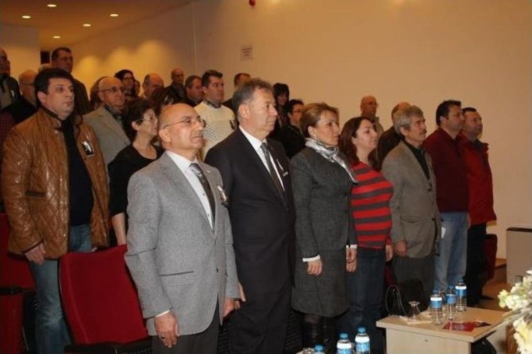 Urla&rsquo;da, Devrim Ve Demokrasi Şehitlerini Anma T&ouml;reni