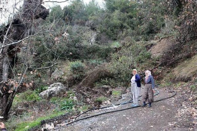 Kumluca’da Heyelan Tehlikesi Devam Ediyor