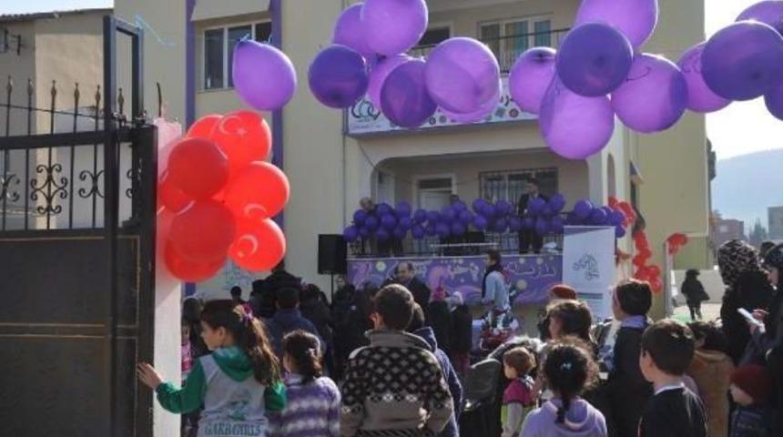 Suriyeliler'in Reyhanlı'daki 16'ıncı Okulu T&ouml;renle A&ccedil;ıldı