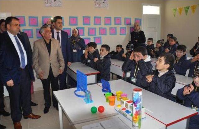 Suriyeliler'in Reyhanlı'daki 16'ıncı Okulu Törenle Açıldı