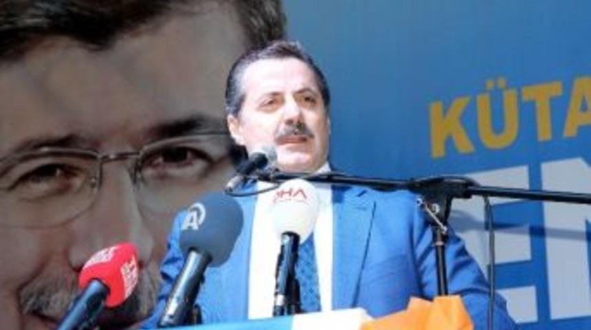 Bakan &Ccedil;elik&rsquo;ten K&uuml;tahyalılara İş M&uuml;jdesi