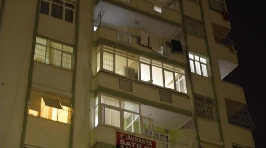 Irak'tan D&ouml;nd&uuml;, Evde Kardeşinin Cesediyle Karşılaştı