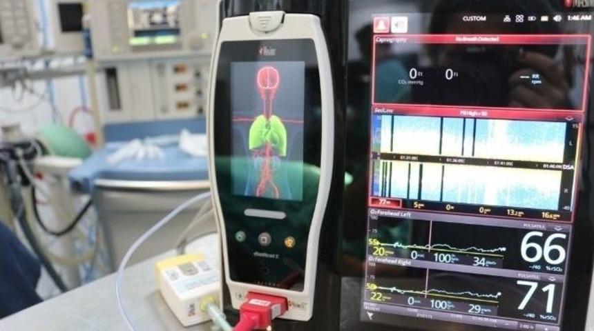 T&uuml;rkiye&rsquo;nin İlk &ldquo;non-invaziv Hemodinamik Monitorizasyon&rdquo; Cihazı Be&uuml;&rsquo;de Hastanesi&rsquo;nde