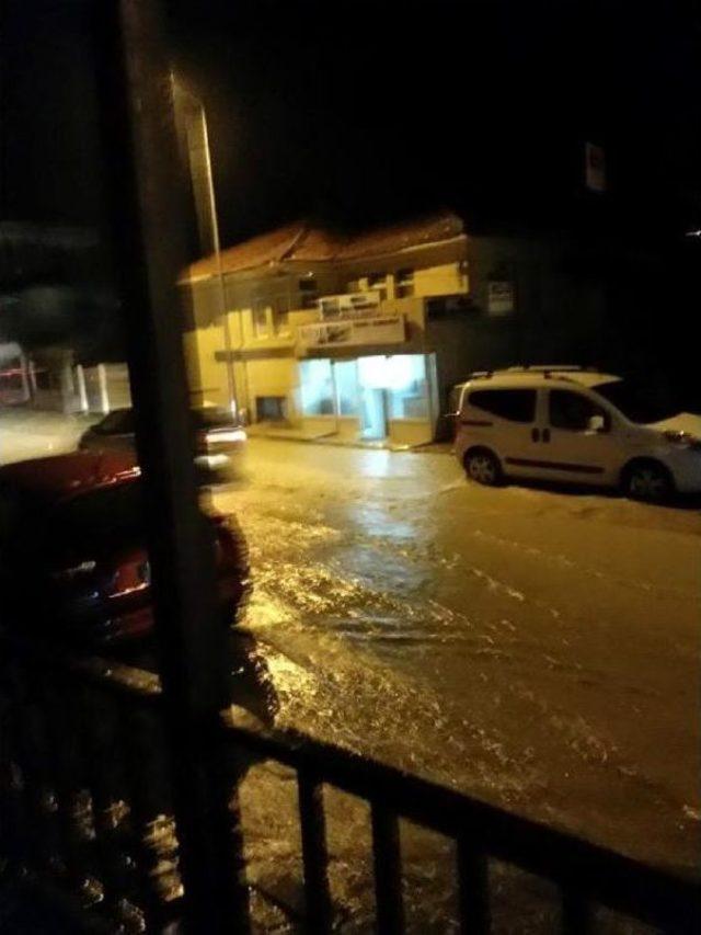 Çınarlı Deresi Taştı, Gökçeada'yı Sel Aldı