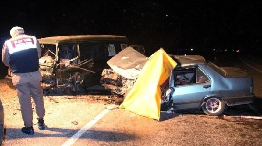 Nazilli&rsquo;de Trafik Kazası: 1 &Ouml;l&uuml;, 1 Yaralı