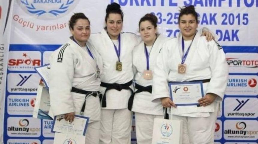 Trabzon Judo Takımı Zonguldak&rsquo;tan 4 Madalya İle D&ouml;nd&uuml;