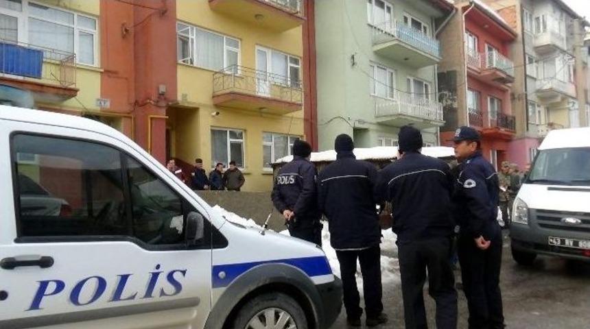 K&uuml;tahya&rsquo;da 24 Yaşındaki Astsubay Beylik Tabancasıyla İntihar Etti