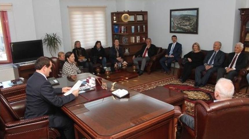 &Uuml;nye&rsquo;de K&uuml;lt&uuml;r Ve Sanat Bienali İ&ccedil;in Yola &Ccedil;ıktılar