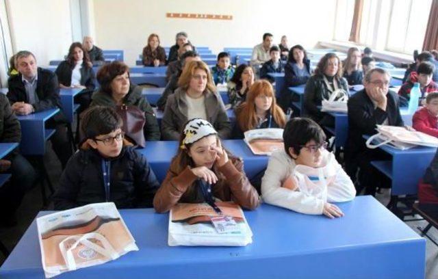 Çocuk Üniversitesi'nde Mesleklerini Bulacaklar