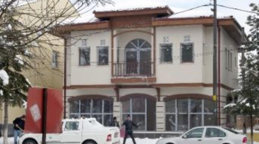 Beylikova K&uuml;lt&uuml;r Evi Tamamlandı