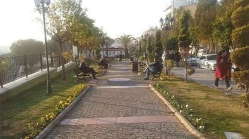 Efeler Belediyesi Barış Sel&ccedil;uk Basın Parkı&rsquo;nın Bakım Ve Onarımını Yaptı