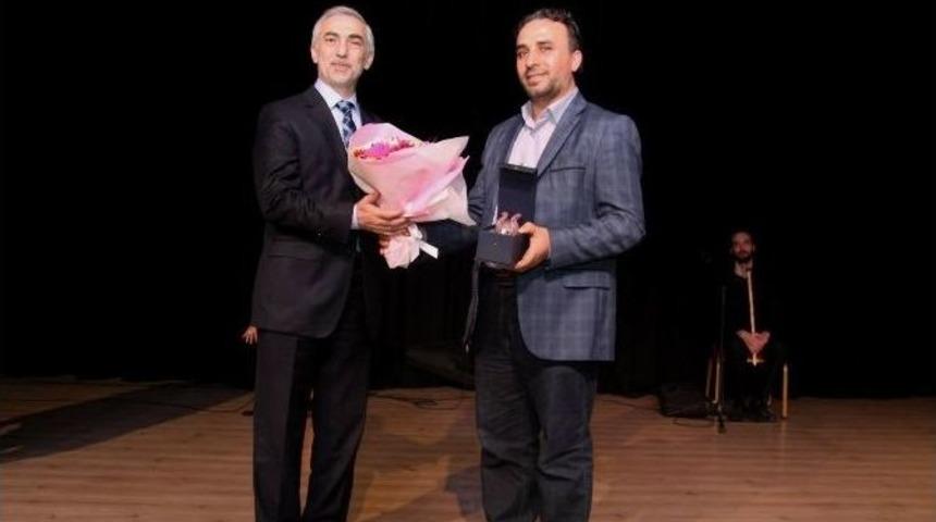 (d&uuml;zeltme) Sezai Karako&ccedil;&rsquo;u Anlama Gecesi