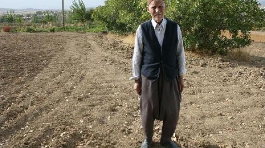 Kore Gazisi Sobadan Sızan Gazdan &Ouml;ld&uuml;, Eşi Kurtuldu