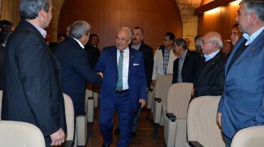 Kocamaz, Erdemli&rsquo;de Muhtarlarla Bir Araya Geldi