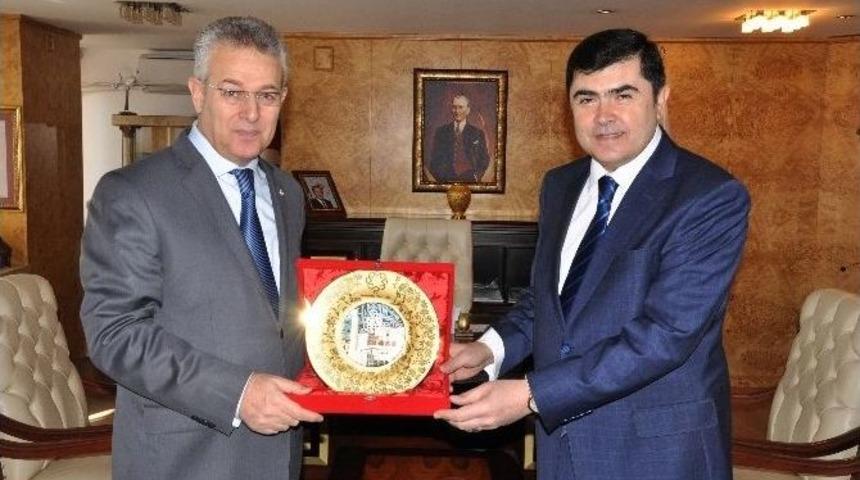 Emniyet M&uuml;d&uuml;rleri Pekcan Ve Şahin&rsquo;den Mardin Valisi Taşkesen&rsquo;e Ziyaret