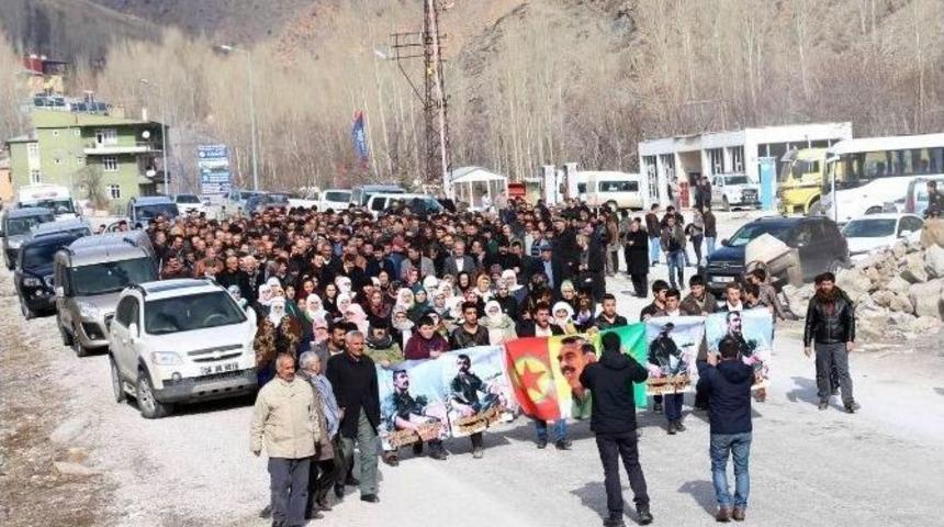 Ypg&rsquo;li Şipal&rsquo;in Ailesine Taziye Ziyareti