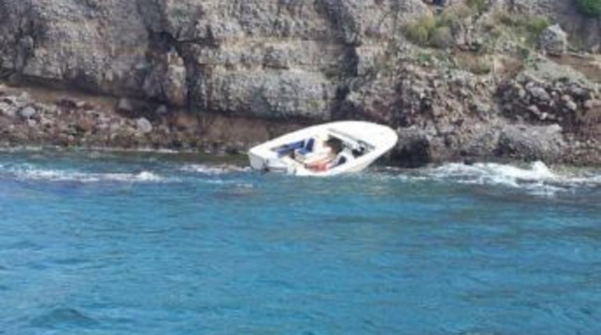 71 Ka&ccedil;ak Yakalandı, 6 Kişi Kurtarıldı