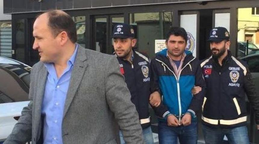 İşadamlarından, 'ceza' Tehdidi Ile Para Isteyen Sahte Başkan Yardımcısı Yakalandı