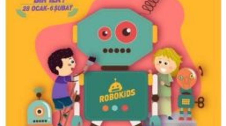 Forum Trabzon&rsquo;da &Ccedil;ocuklar Robotların D&uuml;nyasına Seyahate &Ccedil;ıkıyor