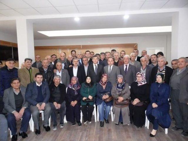 Milletvekili Sadık Badak’a Teşekkür Plaketi