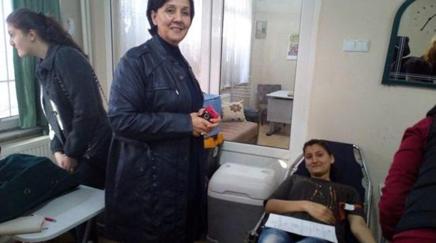 Saltukova&rsquo;da Kan Bağışı Kampanyası