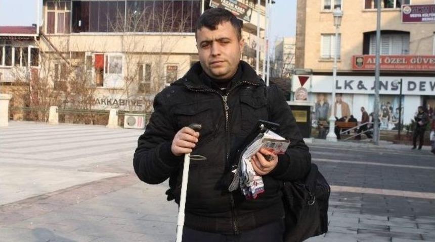 (&ouml;zel Haber) G&ouml;rme Engelli Vatandaş, Fatma Şahin&rsquo;den İş İstiyor