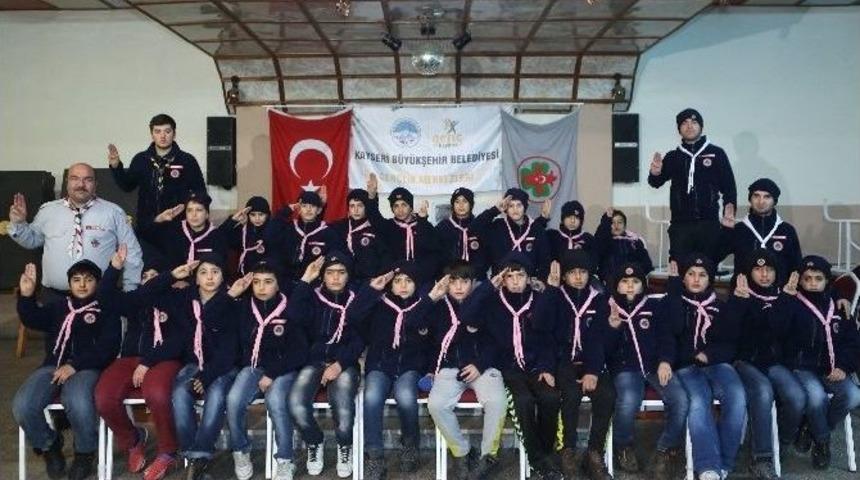 Gen&ccedil; Kaymek&rsquo;ten İzcilik Eğitimi